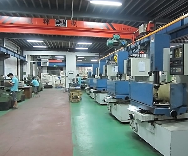 molding plant, moulding development workshop